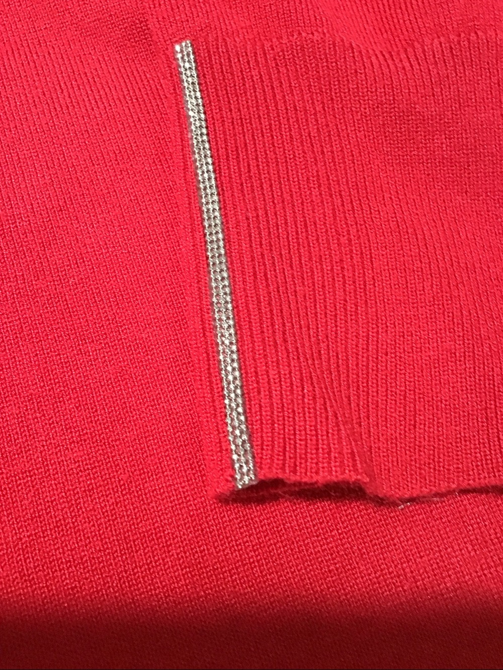 Chicos Red Caviar Silver Trim Cuff Sleeve V-Neck Long Sleeve‎ Knit Sweater Top 3 - Picture 5 of 10
